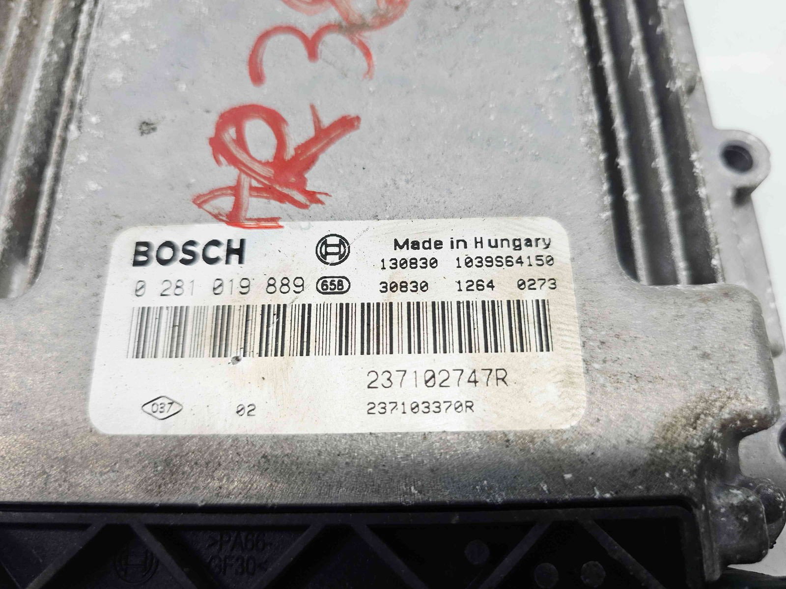 Calculator motor ECU Renault Clio 4 [Fabr 2012-prezent] 237102747R 1.5 dCi K9K608 66KW / 90CP - imagine 3