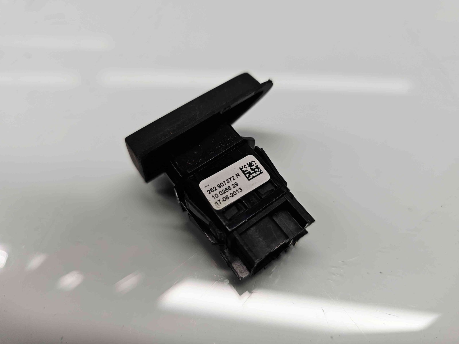 Buton avarii Renault Clio 4 [Fabr 2012-prezent] 252907372R - imagine 4