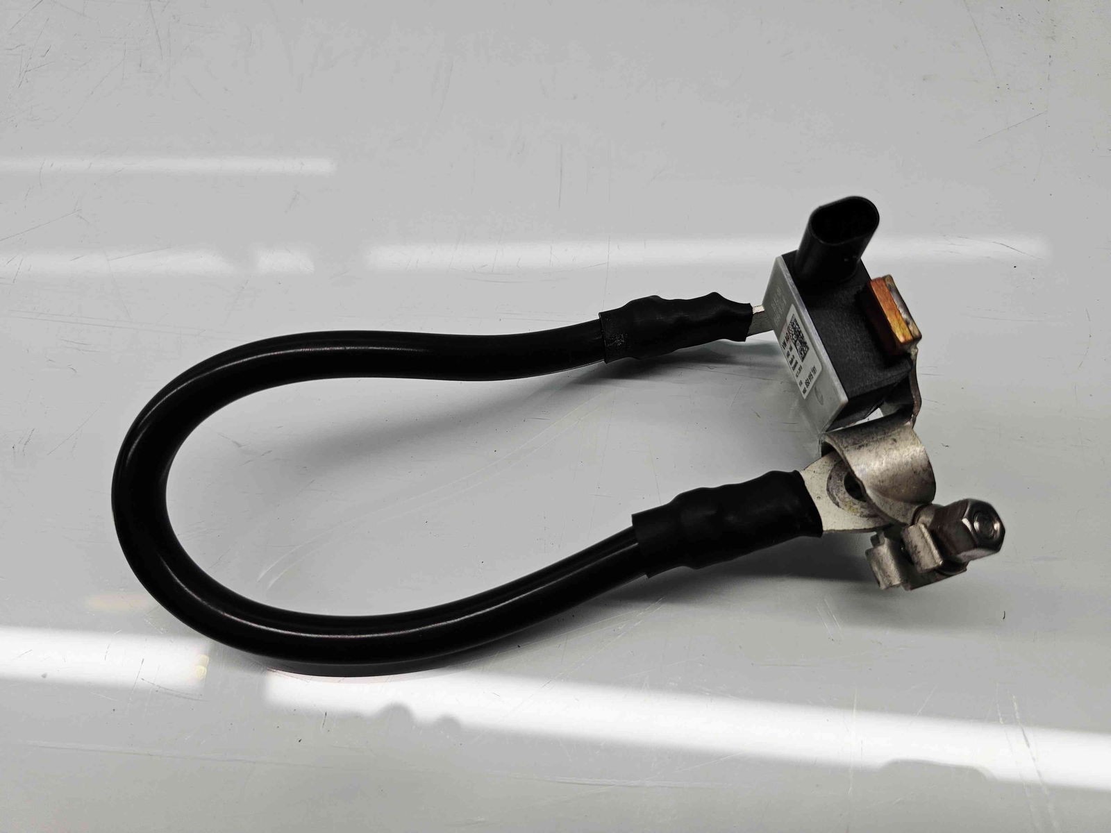 Borna baterie (-) AUDI Q7 (4MB) [Fabr 2015-prezent] 8S0915181 - imagine 3