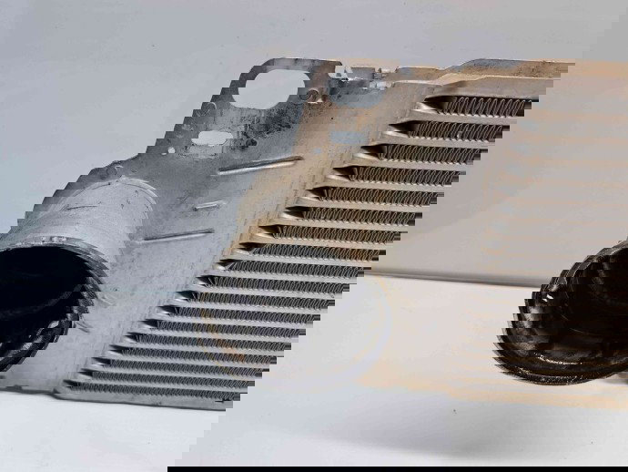 Radiator intercooler Volkswagen Transporter 5 (7HB, 7HJ) [Fabr 2004-2013] OEM 2.0 TDI CAAA 62KW  / 85CP