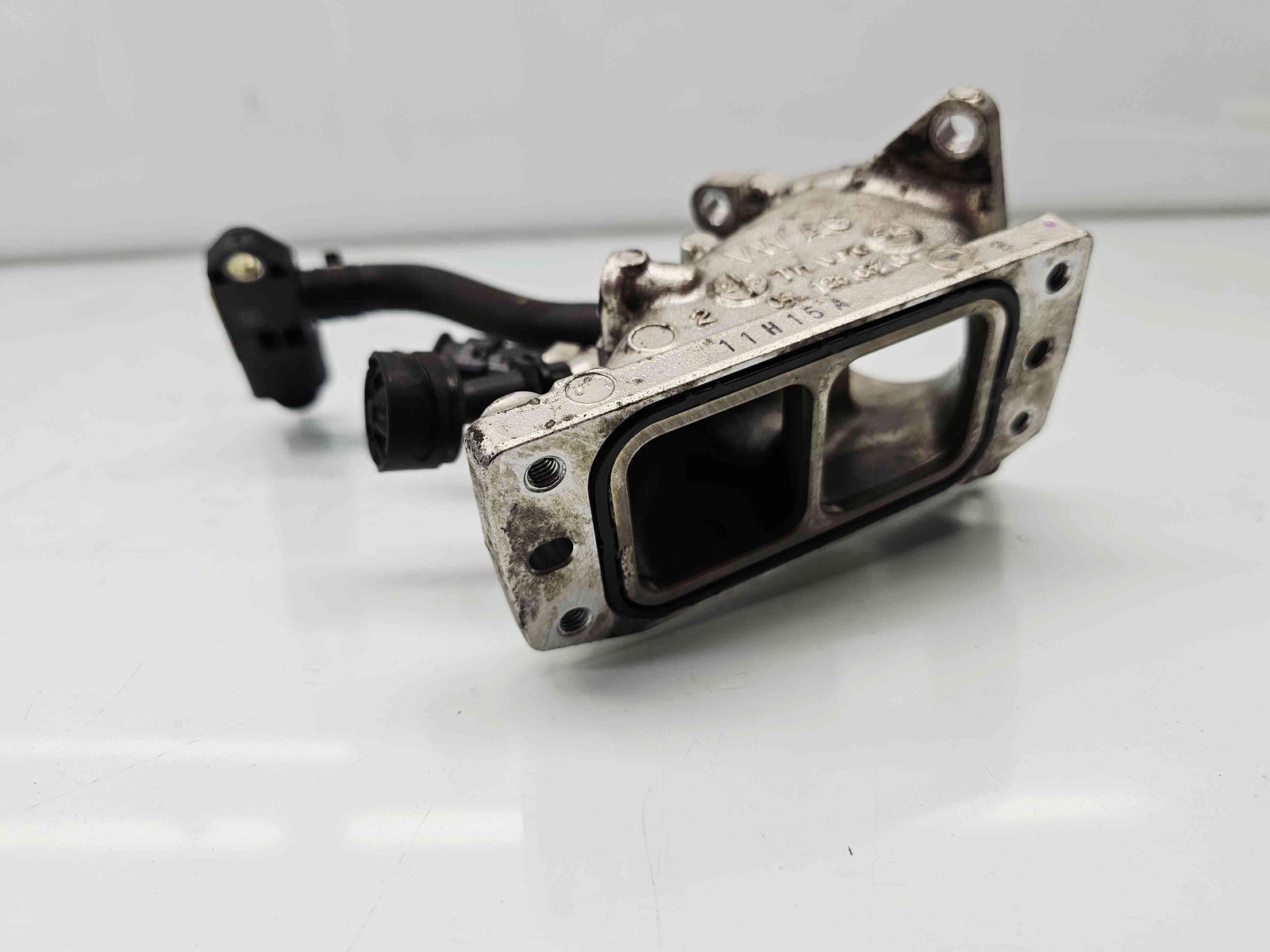 Tub galerie admisie AUDI A3 (8V1) [Fabr 2012-2017] 04L128637D 2.0 TDI DETA 140KW / 190CP - imagine 3