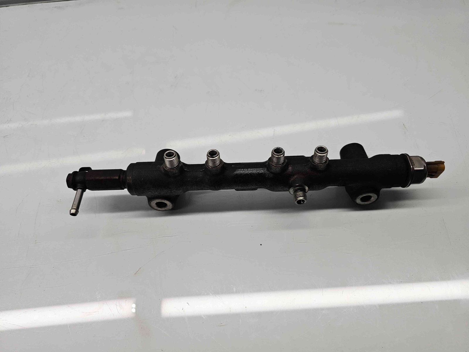 Rampa injectoare Nissan Navara (D40) [Fabr 2005-2014] OEM 2.5 DCi YD25DEI 140KW / 190CP - imagine 2