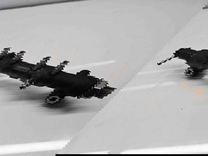 Rampa injectoare Nissan Navara (D40) [Fabr 2005-2014] OEM 2.5 DCi YD25DEI 140KW / 190CP