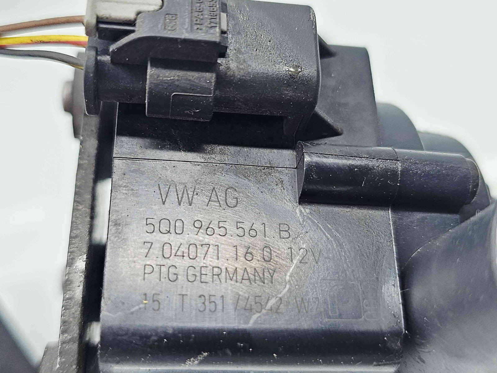 Pompa recirculare apa AUDI Q5 (FYB) [ Fabr 2016-prezent] 04L965559A 2.0 TDI DETA 140KW / 190CP - imagine 3