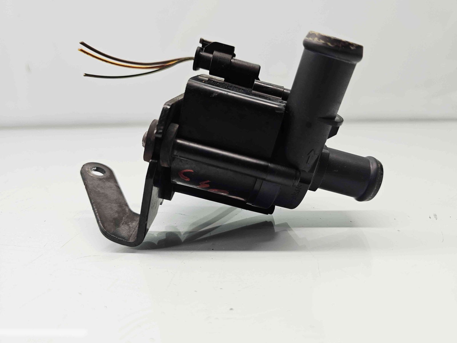 Pompa recirculare apa AUDI A5 Sportback (F5A, 9T) [Fabr 2016-prezent] 04L965559A 2.0 TDI DETA 140KW / 190CP - imagine 2