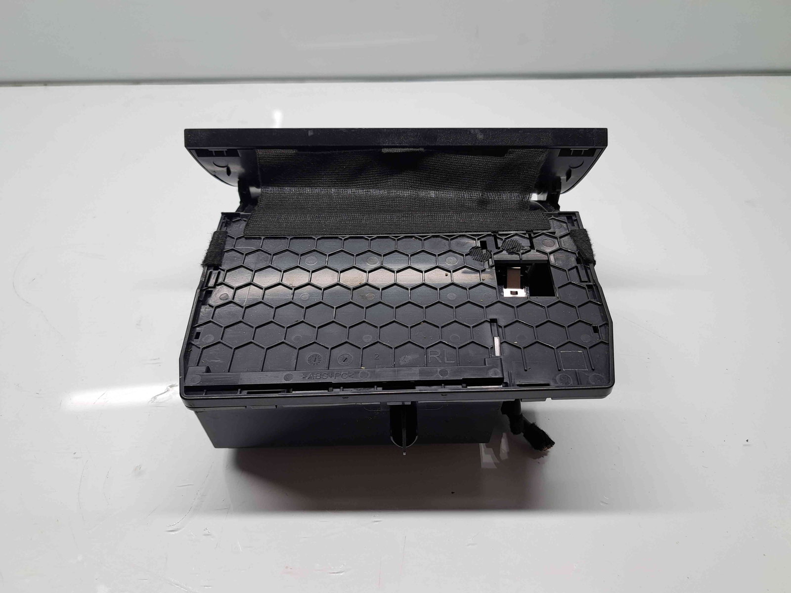 Scrumiera Volkswagen Golf 7 (5G) [Fabr 2014-prezent] 5G2863391 - imagine 3