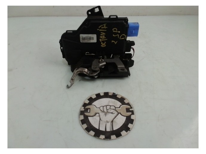 Broasca usa dreapta spate Skoda Octavia 2 1.9 BXE 7L0839016D 2004-2013