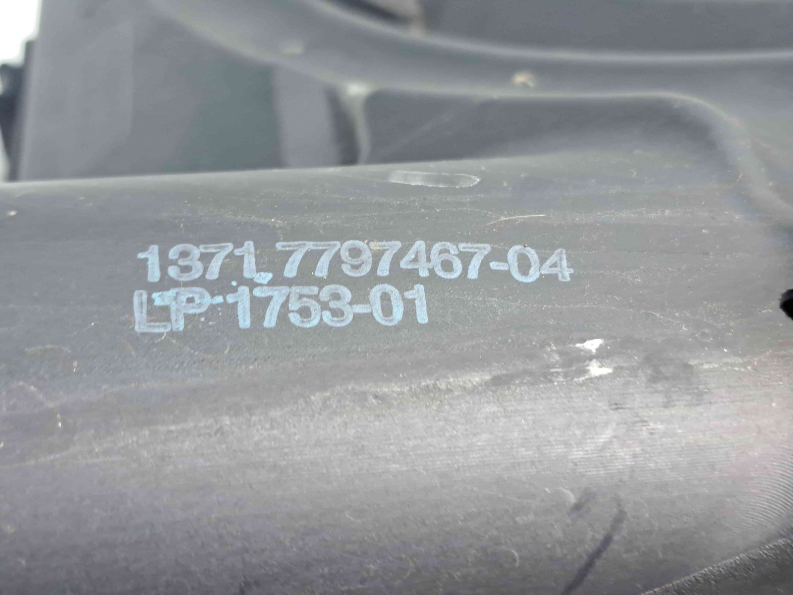 Carcasa filtru aer Bmw X1 (E84) [Fabr 2009-2015] 7797467-04 2.0 N47D20 130KW / 177CP - imagine 2