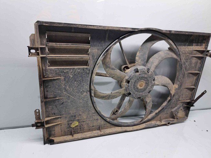Electroventilator  Volkswagen Golf 5 (1K1) [Fabr 2004-2008] 1K0121205AA 2.0 TDI CAAA 62KW  / 85CP
