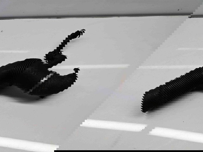 Tub admisie aer  Skoda Rapid (NH3) [Fabr 2012-2019] 6R0129654C 1.2 TDI CFWA 55KW / 75CP