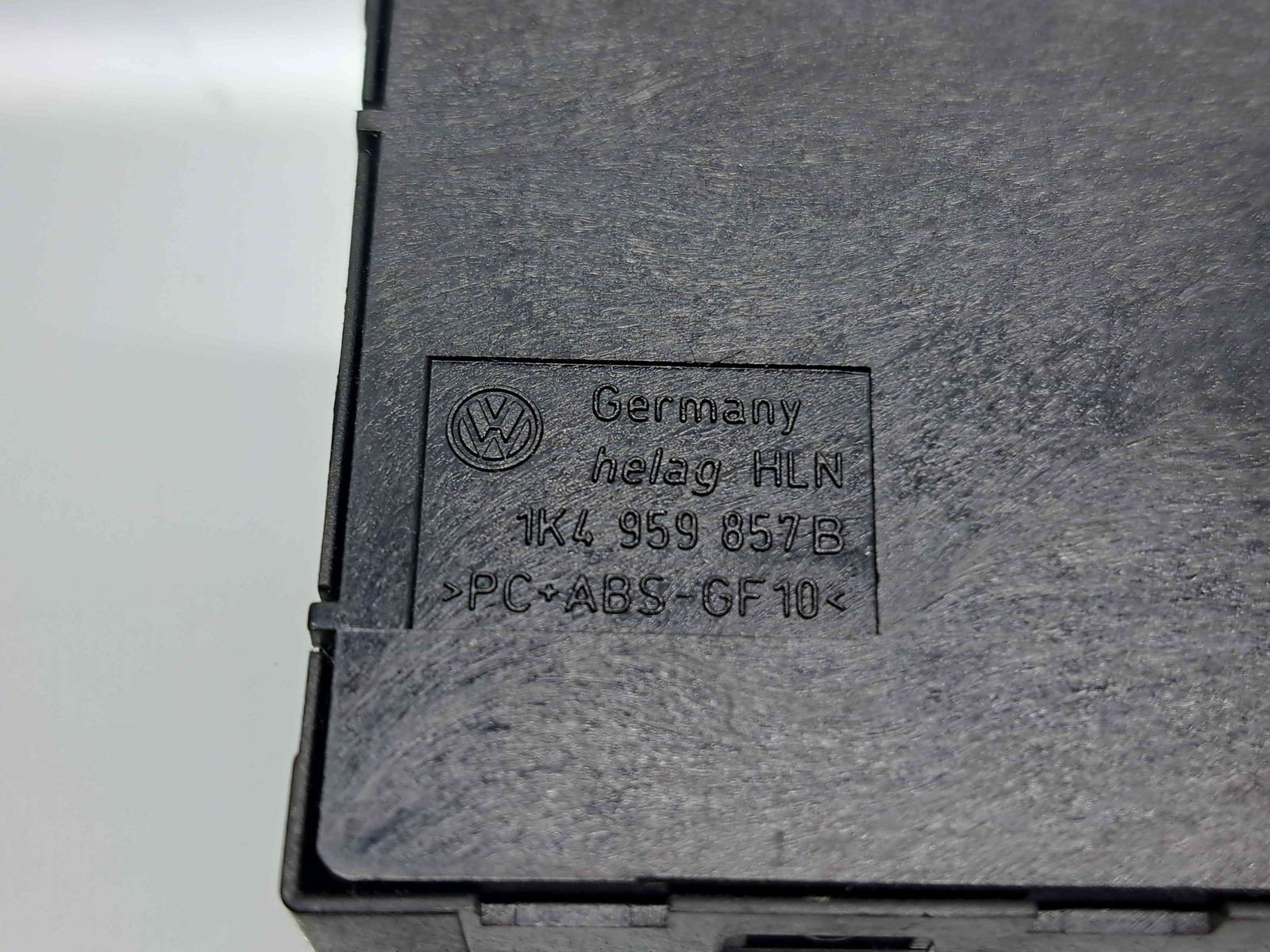 Butoane comanda geamuri sofer Volkswagen Passat B7 (362) [Fabr 2010-2014] 1K4959857B - imagine 2