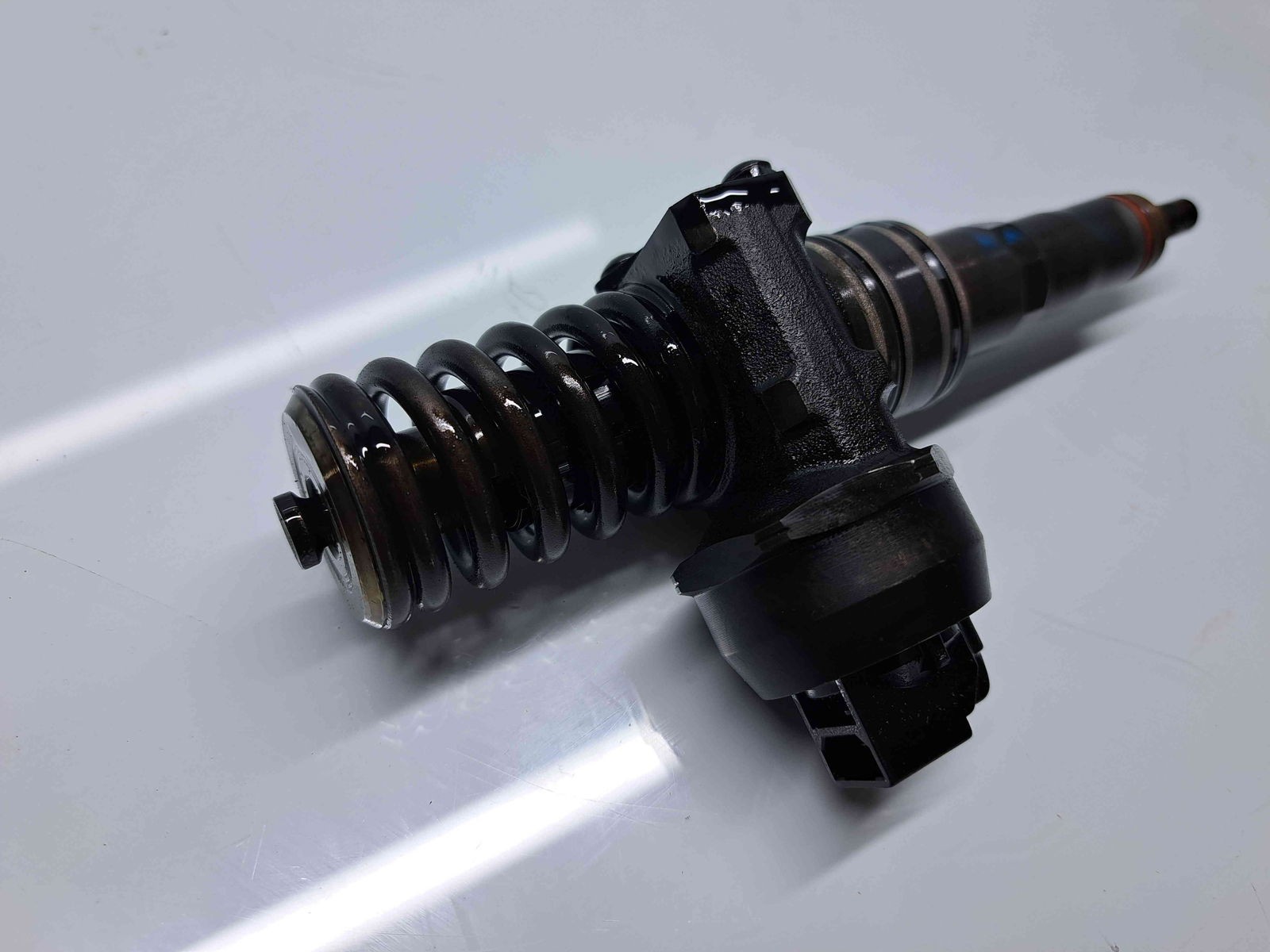 Injector Volkswagen Touran (1T1, 1T2) [Fabr 2003-2010] 03G130073BN 1.9 TDI BLS 77KW / 105CP - imagine 3