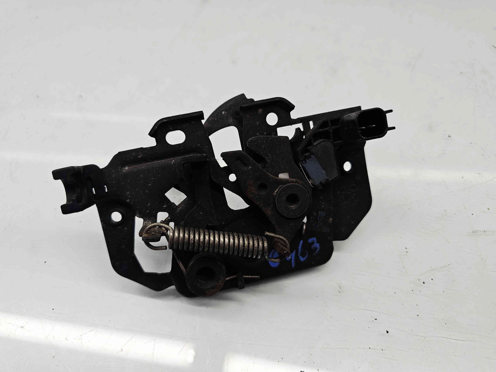 Broasca capota Ford Fiesta 8 [Fabr 2017-2025] OEM - imagine 3