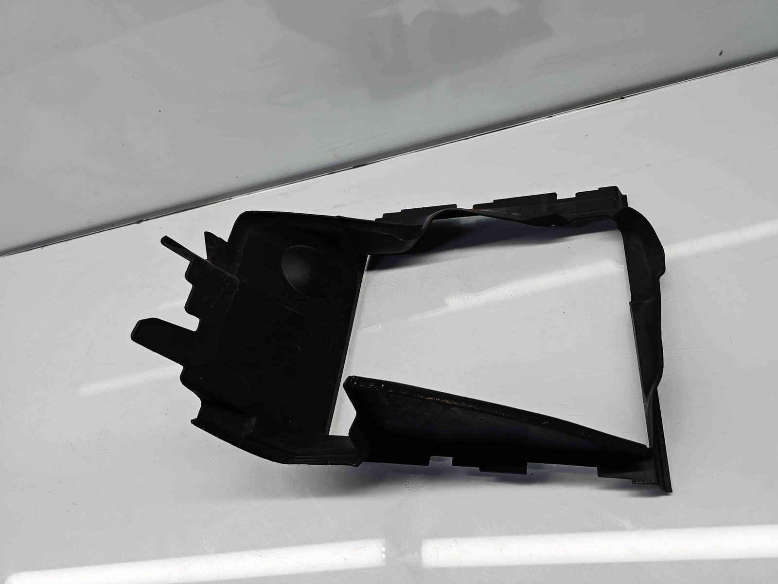 Deflector aer Audi Q7 (4LB) [Fabr 2006-2014] Facelift 4L0117335F - imagine 4