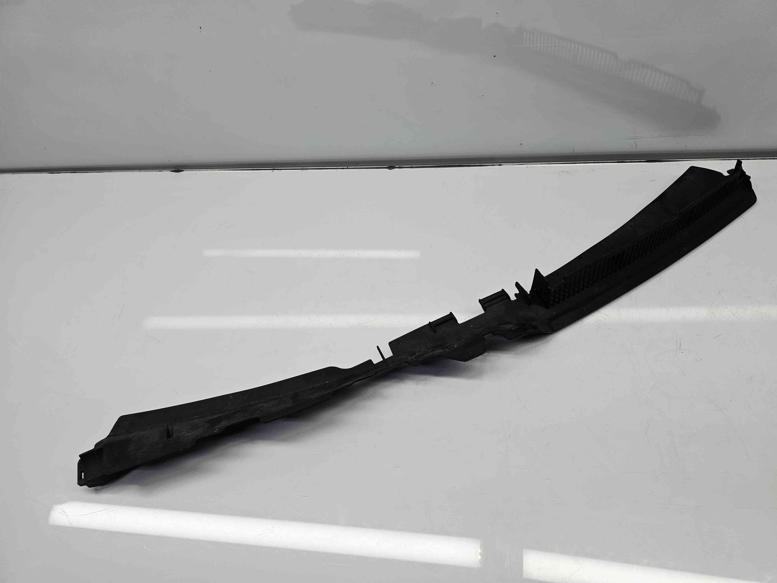Deflector aer Volkswagen Passat B6 (3C2) [Fabr 2005-2010] 3C0121330 - imagine 4