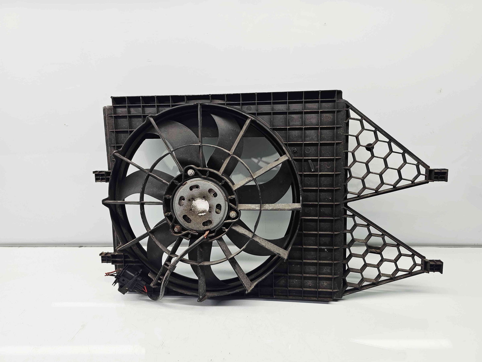 Electroventilator Volkswagen Polo (6R) [Fabr 2009-2016] 6R0121217A 1.4 Benz CGGB 63KW / 86CP - imagine 1