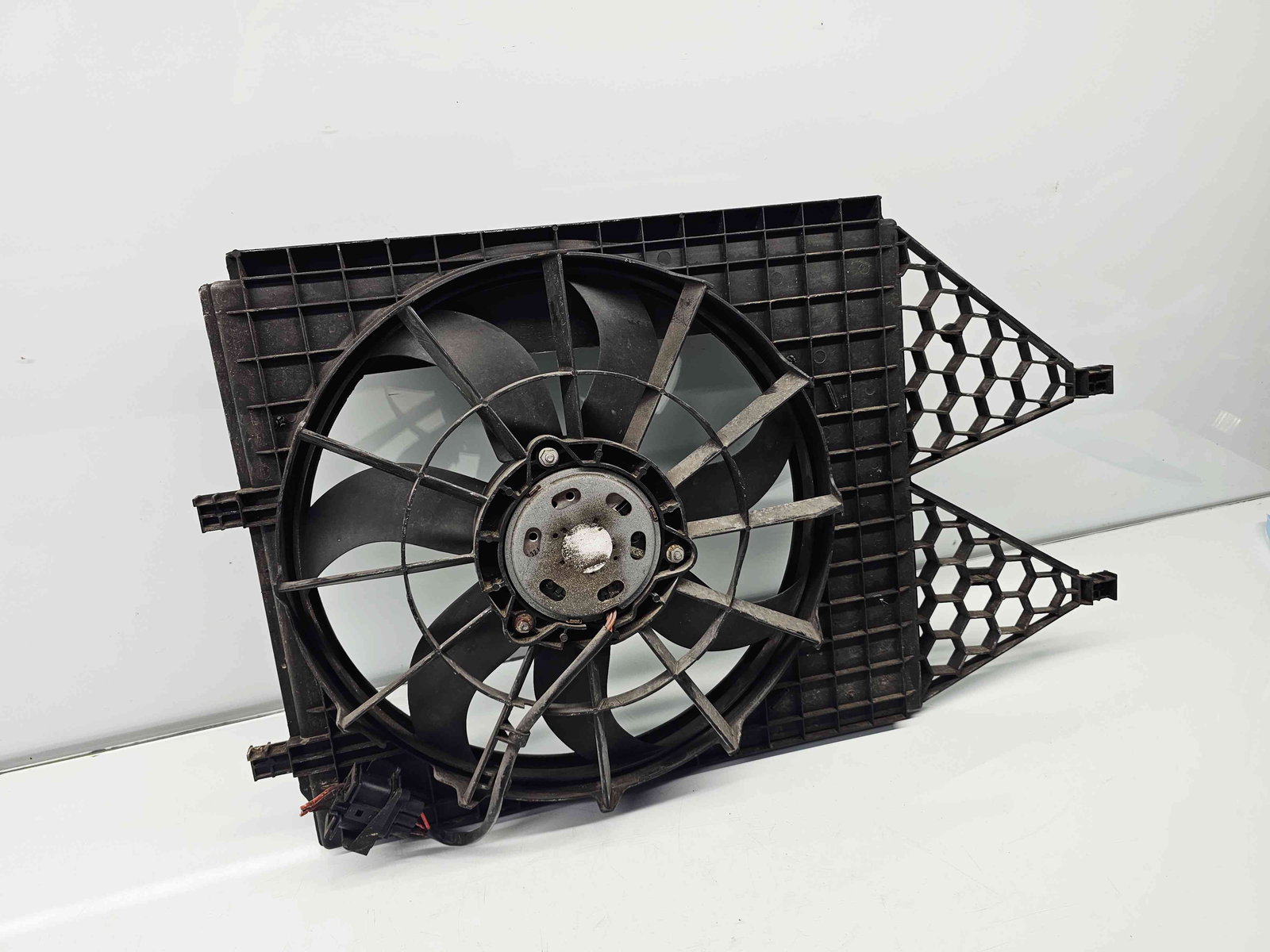 Electroventilator Volkswagen Polo (6R) [Fabr 2009-2016] 6R0121217A 1.4 Benz CGGB 63KW / 86CP - imagine 3