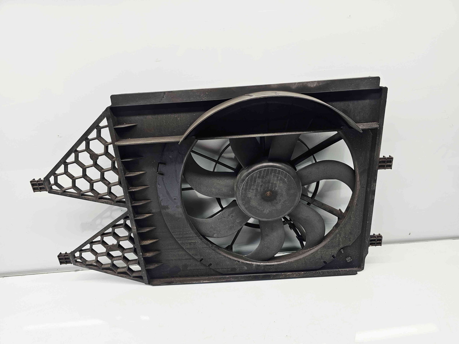 Electroventilator Volkswagen Polo (6R) [Fabr 2009-2016] 6R0121217A 1.4 Benz CGGB 63KW / 86CP - imagine 4