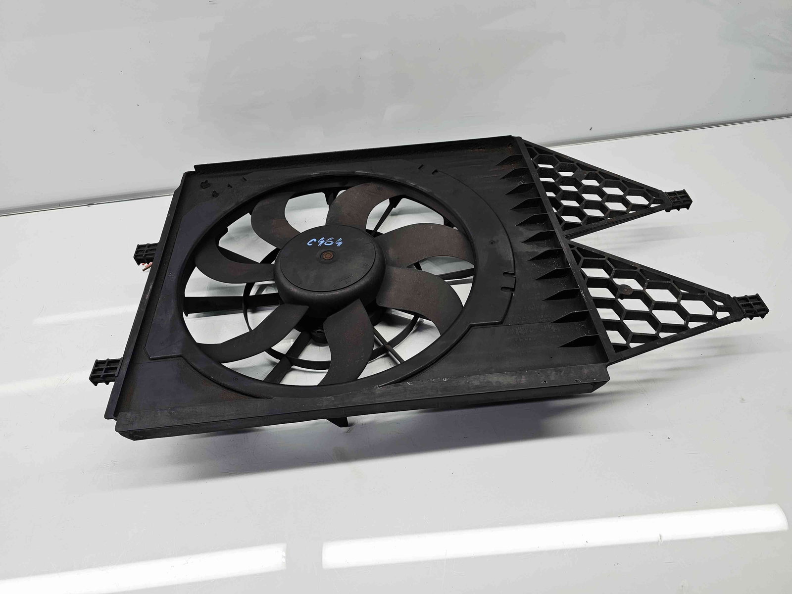 Electroventilator Skoda Fabia 2 Combi (5J, 545) [Fabr 2007-2014] 6R0121207A 1.6 TDI CAYC 77KW / 105CP - imagine 6