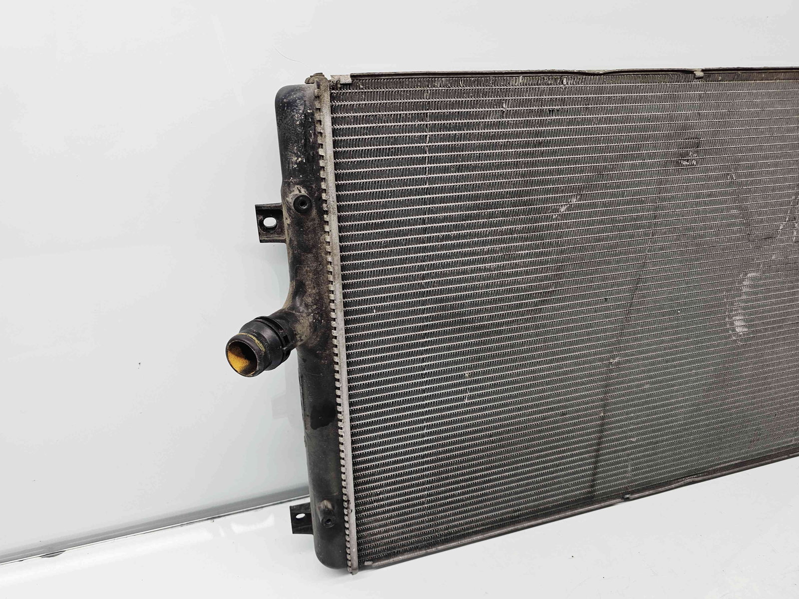 Radiator apa Volkswagen Passat B6 (3C2) [Fabr 2005-2010] 3C0121253Q 2.0 TDI CBAB 103KW / 140CP - imagine 3