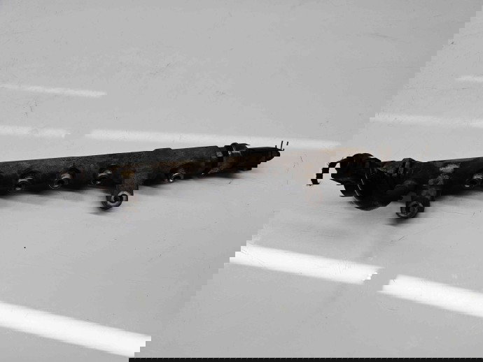 Rampa injectoare Volkswagen Transporter 5 (7HB, 7HJ) [Fabr 2004-2013] 03L089G 2.0 TDI CAA 75KW / 102CP