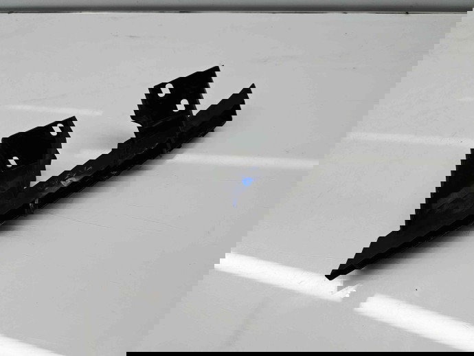 Suport bara dreapta fata Audi Q7 (4LB) [Fabr 2006-2014] Facelift 4L0807334A