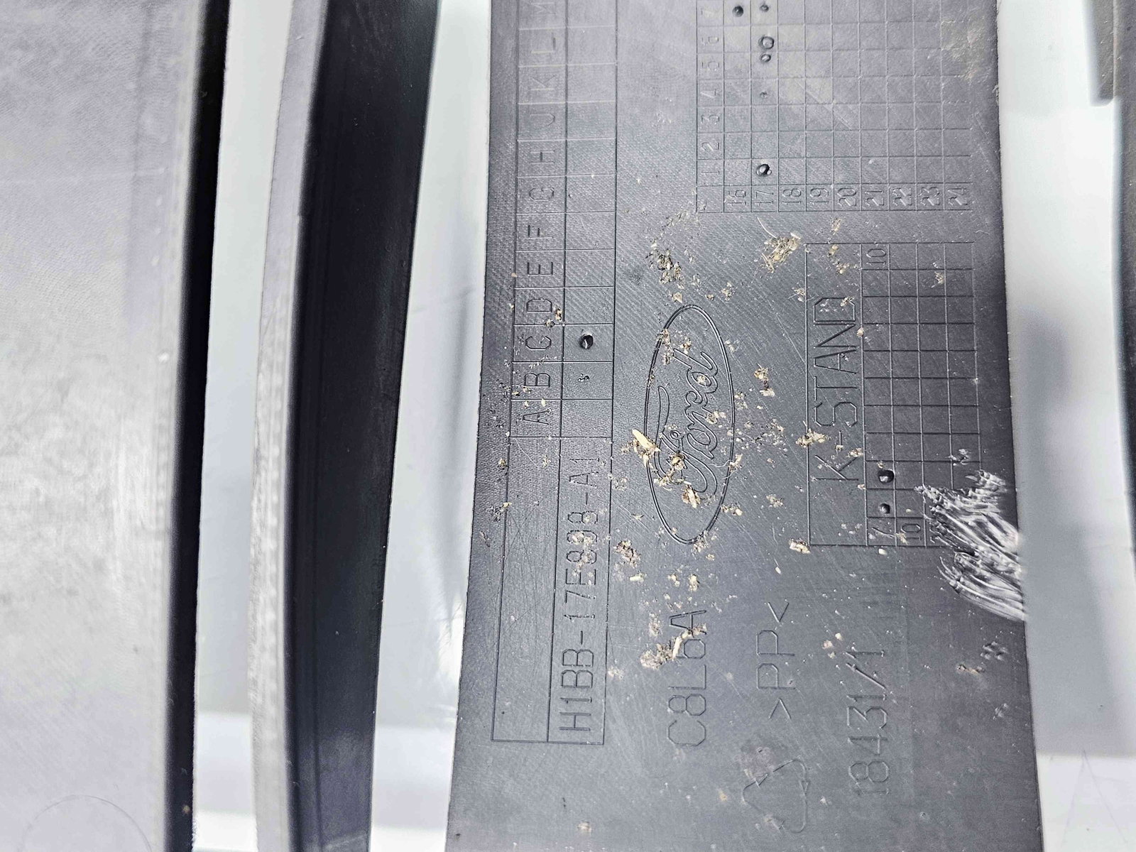 Suport central bara fata Ford Fiesta 8 [Fabr 2017-2025] H1BB-17E898-A1 - imagine 2