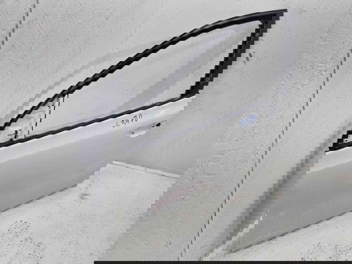 Usa stanga fata Volkswagen Golf 6 (5K1) [Fabr 2009-2013] LB9A