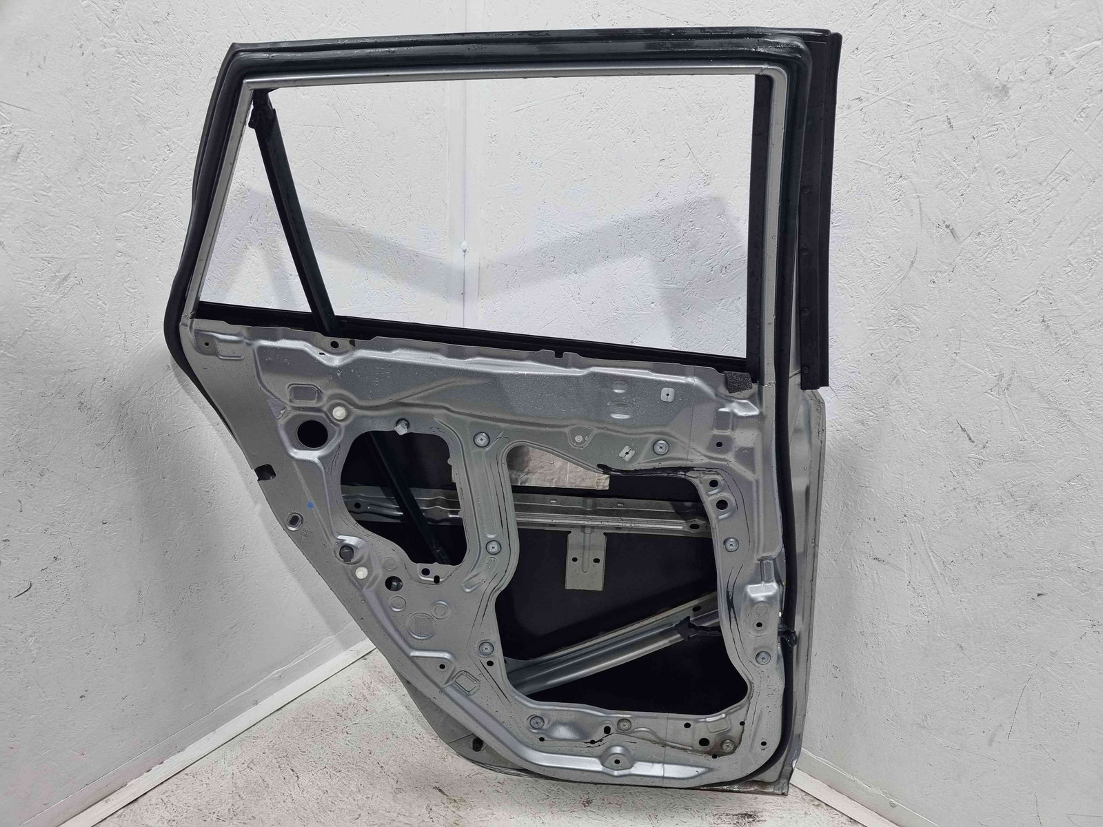 Usa stanga spate MAZDA 3 II Hatchback Facelift [Fabr 2011-2013] Silver - imagine 6