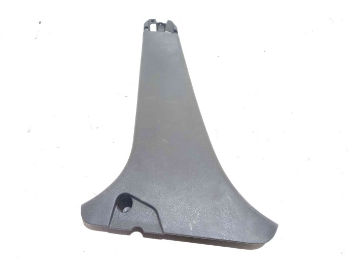 Ornament stalp 769163634R Dacia Logan 2 1.5 K9K 2012-2022