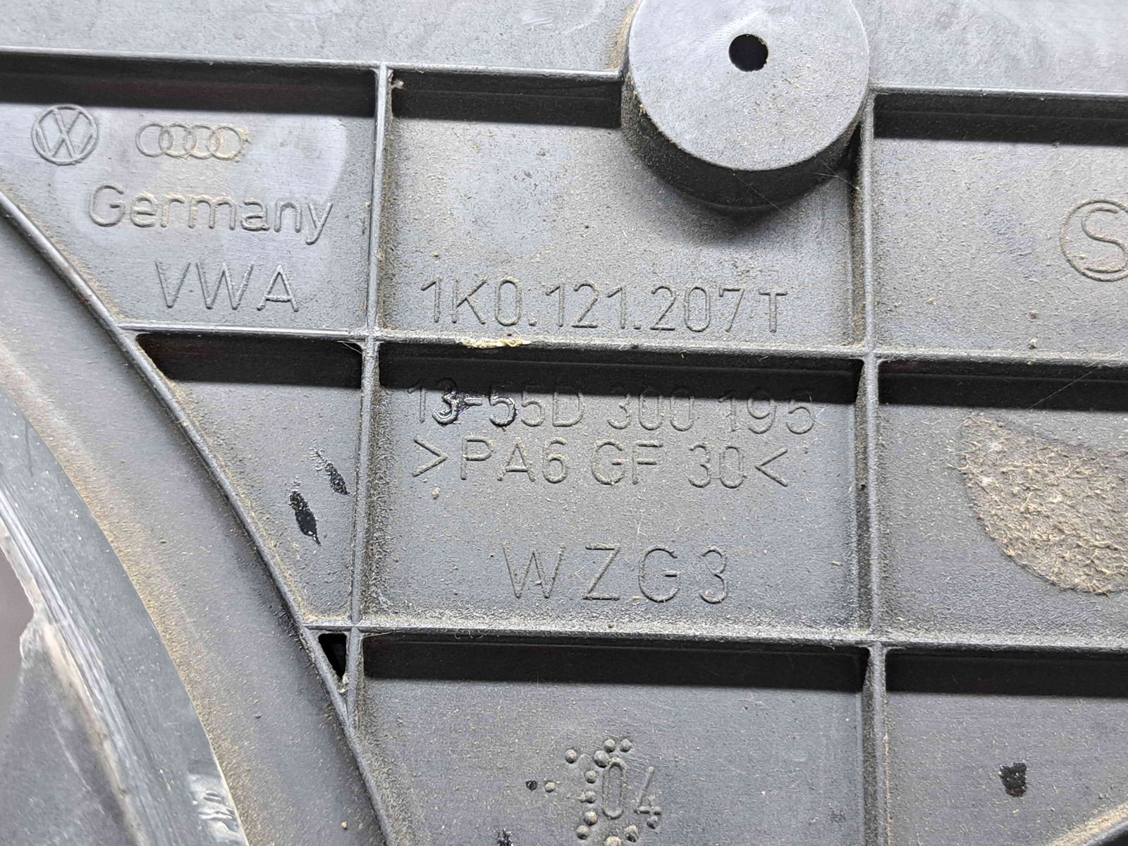 Electroventilator AUDI A3 (8P1) [Fabr 2003-2012] 1K0121207T 1.9 TDI BKC 77KW / 105CP - imagine 4