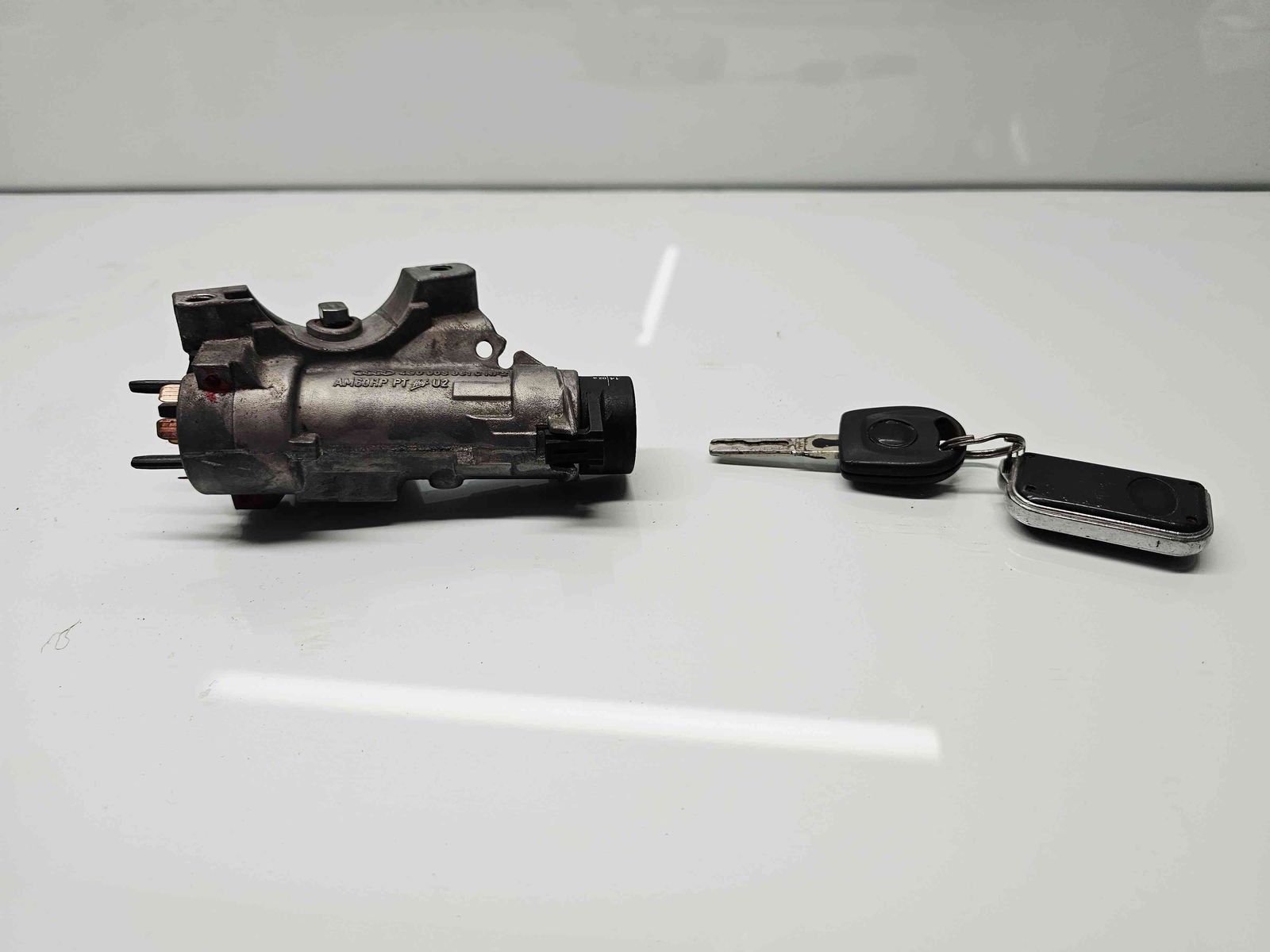 Contact cu cheie Volkswagen Golf 4 (1J1) [Fabr 1997-2004] 4B0905851C 1.2 Benz AZQ47KW / 64CP - imagine 4