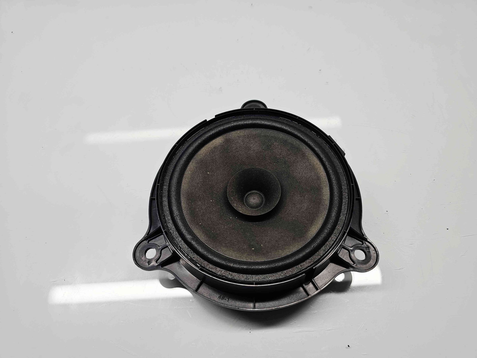 Boxa stanga spate Renault Captur (J87) [Fabr 2013-2017] 281563SG0A - imagine 1