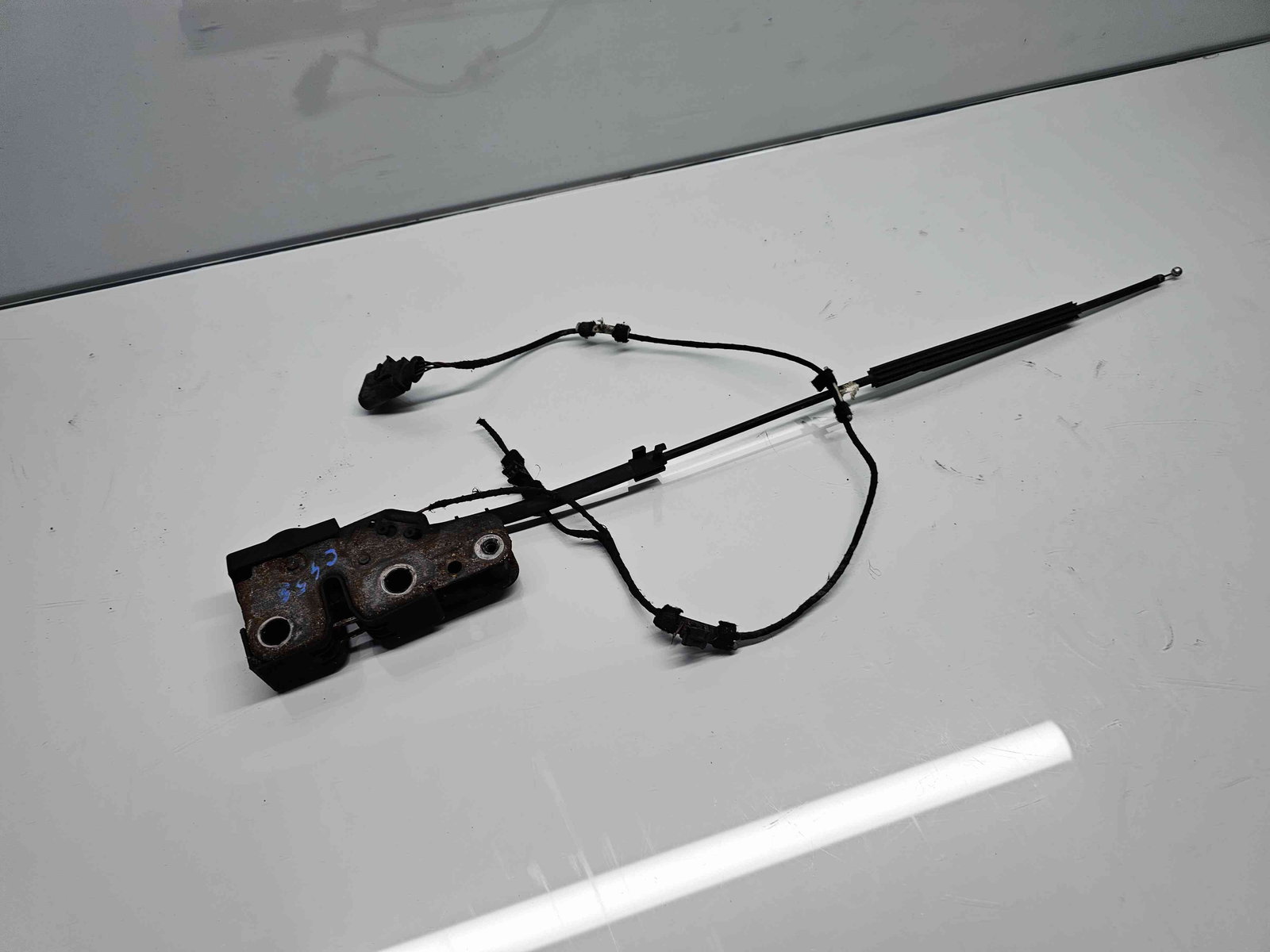 Broasca capota Volkswagen Passat B7 (362) [Fabr 2010-2014] OEM - imagine 3