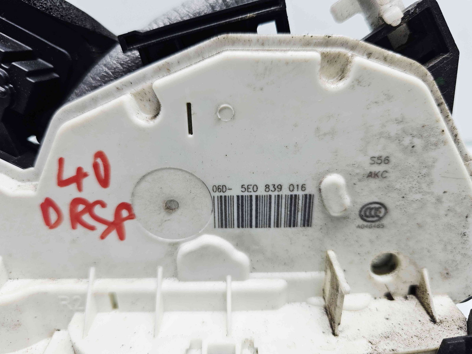 Broasca usa dreapta spate Skoda Octavia 3 Combi (5E5) [Fabr 2012-prezent] 5E0839016 - imagine 2