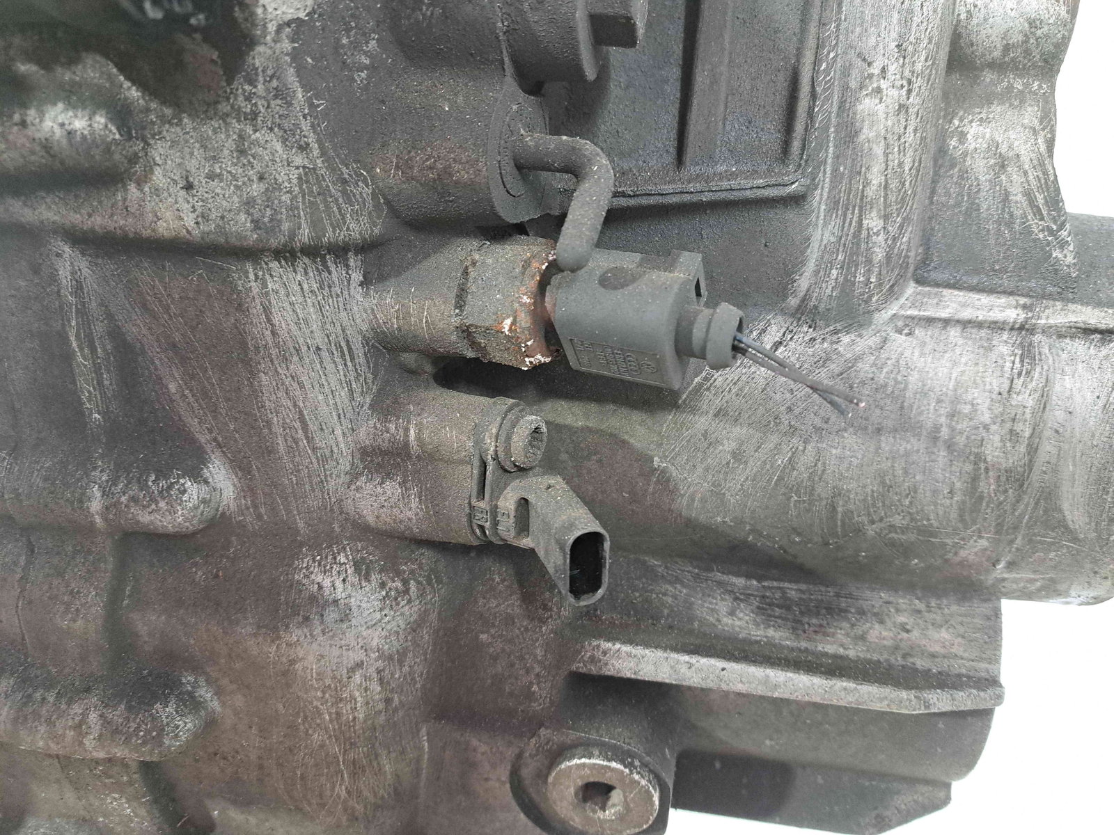 Cutie viteze manuala 6 trepte Audi A3 Sportback (8PA) [Fabr 2004-2013] Facelift 2.0 TDI CFFBLNZ 103KW / 140CP - imagine 3