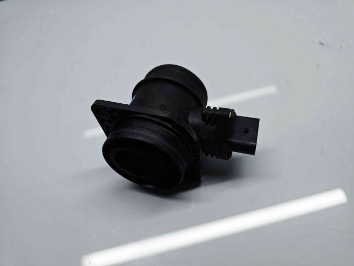 Debitmetru aer Volkswagen Caddy 3 (2KA, 2KH) [Fabr 2004-2009] 038906461B 1.9 TDI BLS 77KW / 105CP