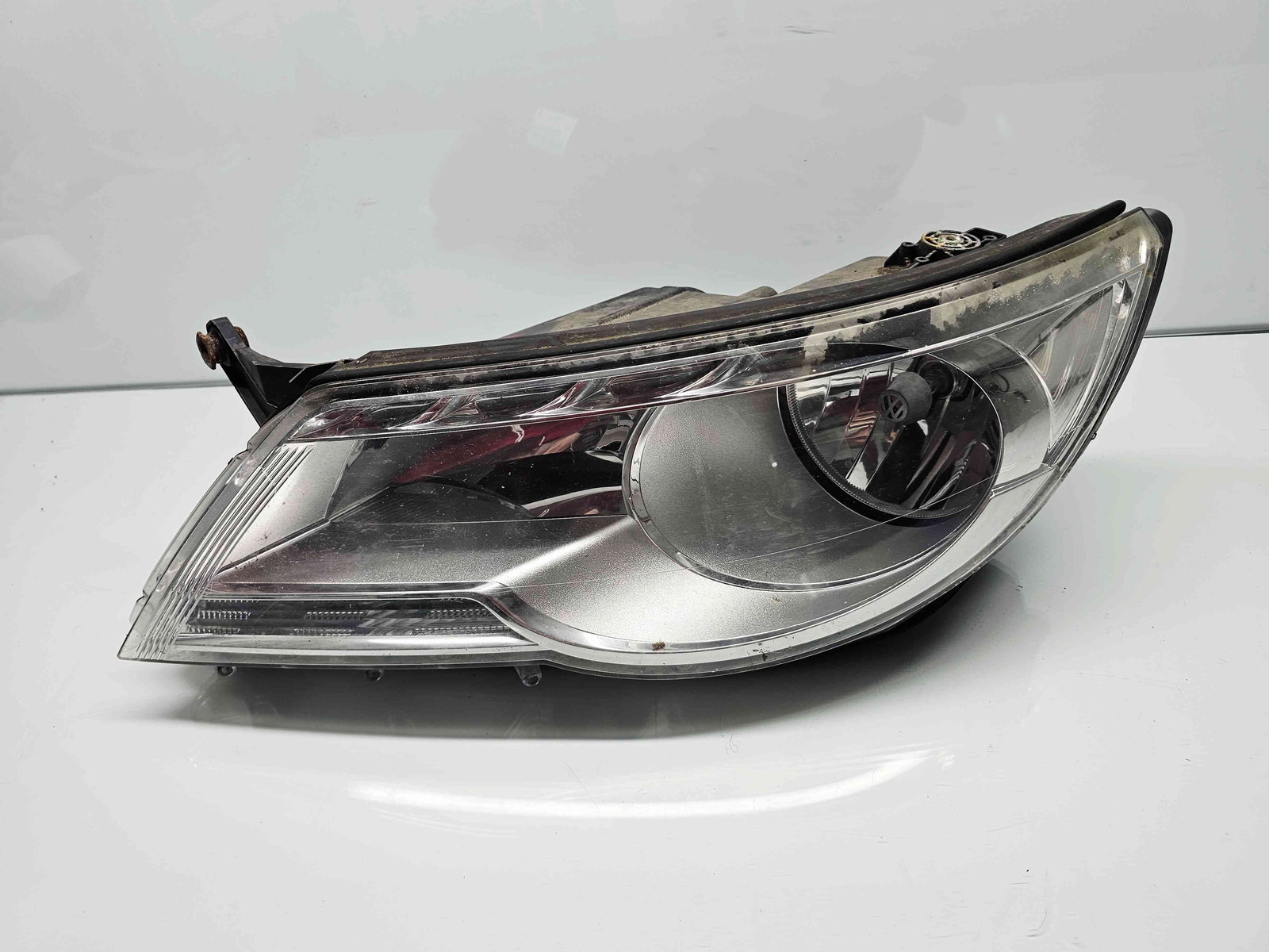 Far stanga Volkswagen Tiguan (5N) [Fabr 2007-2016] 5N2941031G - imagine 7