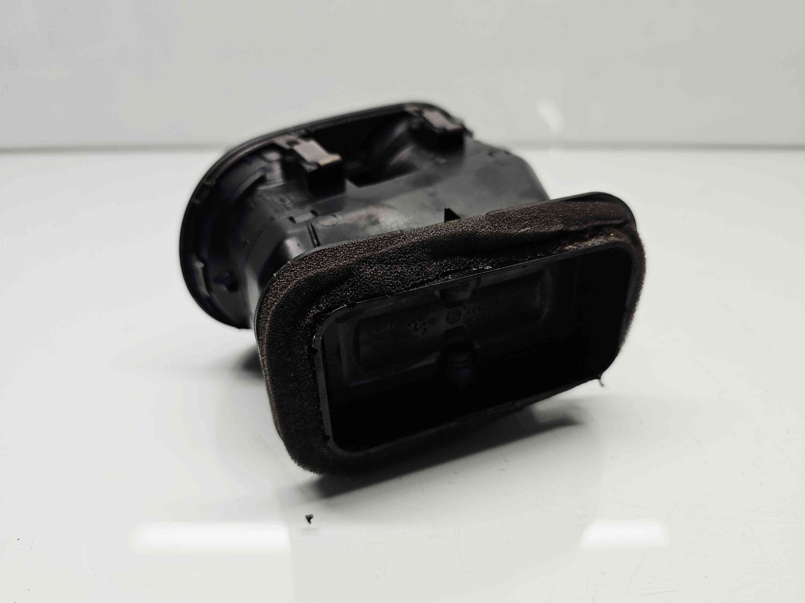 Grila aerisire stanga Volkswagen Tiguan (5N) [Fabr 2007-2016] 5M0819709 - imagine 3