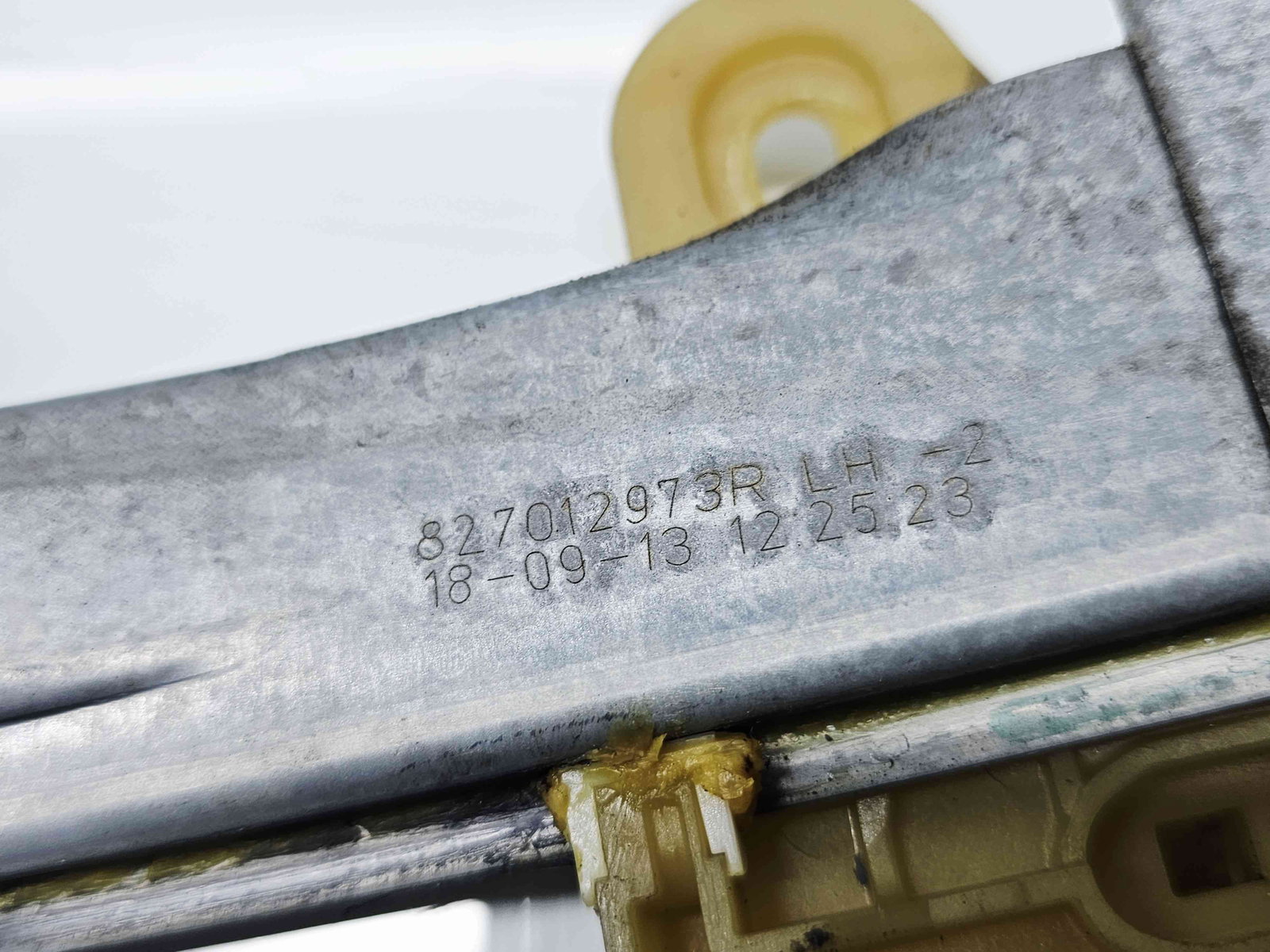 Macara electrica geam stanga spate Renault Captur (J87) [Fabr 2013-2017] 827012973R - imagine 3