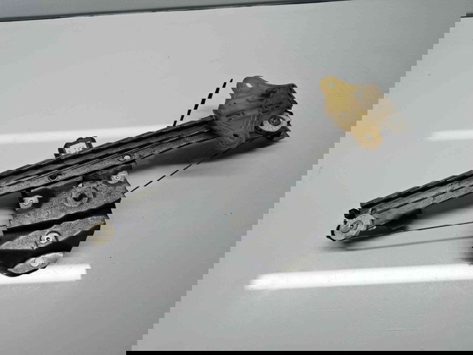 Macara electrica geam stanga spate Renault Captur (J87) [Fabr 2013-2017] 827012973R