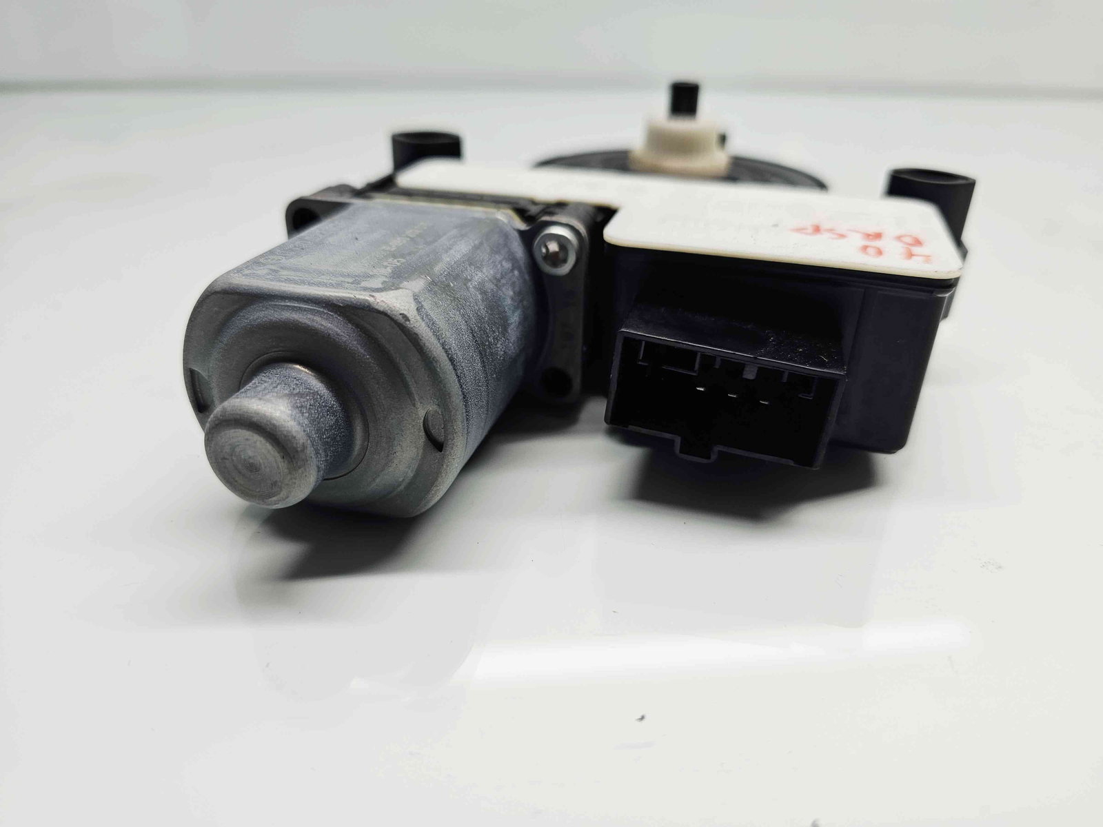 Motoras geam dreapta spate Skoda Octavia 3 Combi (5E5) [Fabr 2012-prezent] 5Q0959812A - imagine 3