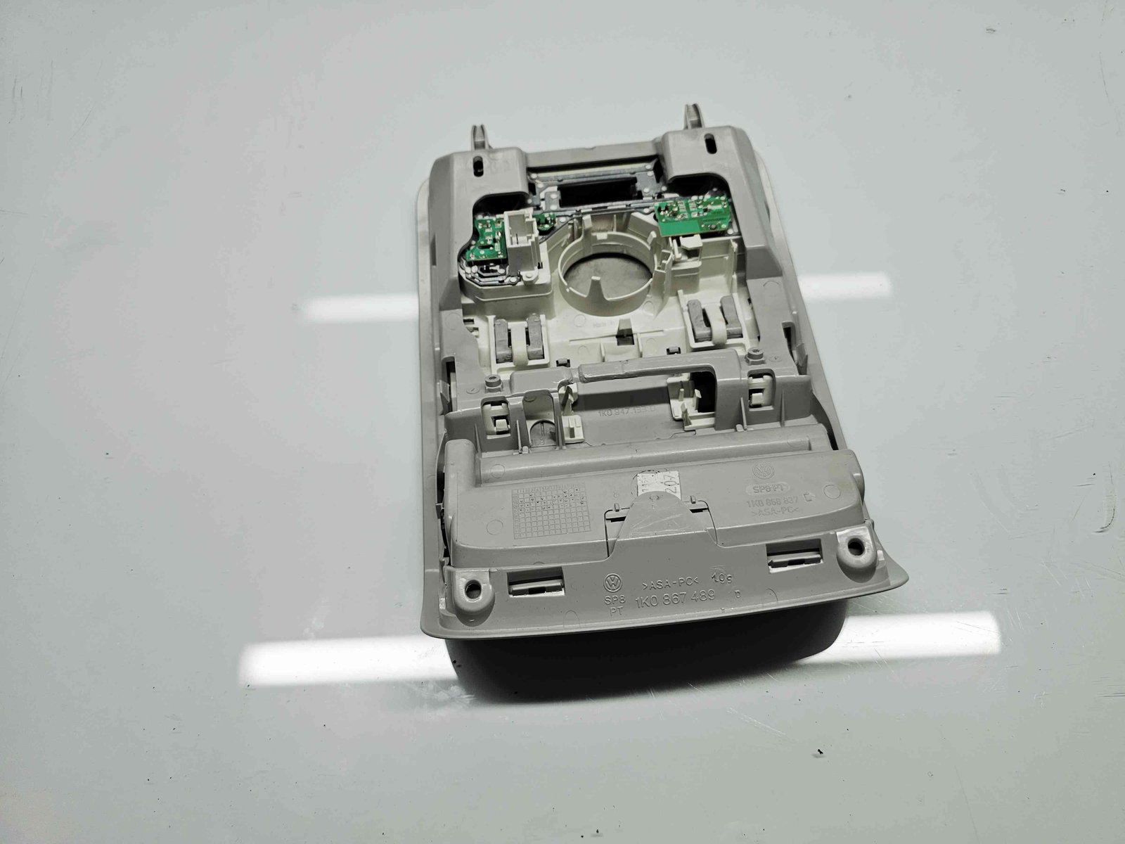 Plafoniera fata Volkswagen Tiguan (5N) [Fabr 2007-2016] 1K0947133D - imagine 4