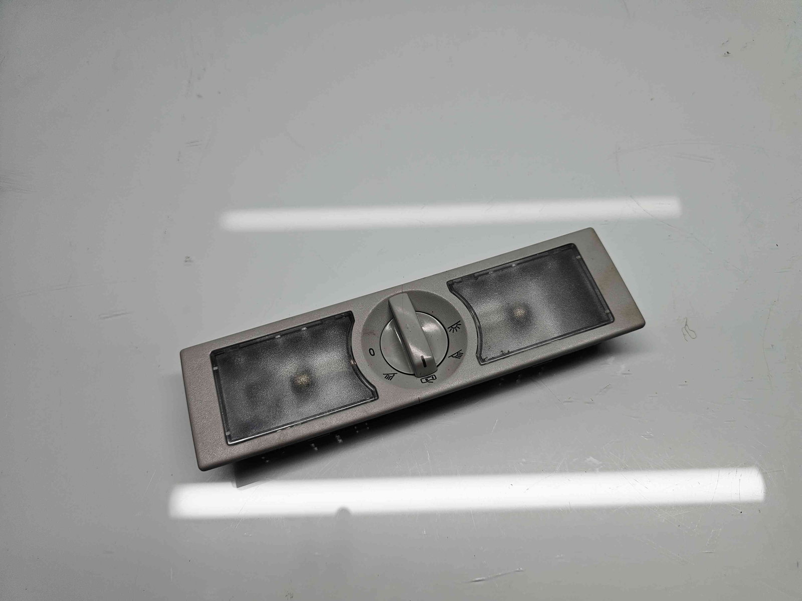 Plafoniera spate Volkswagen Tiguan (5N) [Fabr 2007-2016] 6Q0947291B - imagine 4