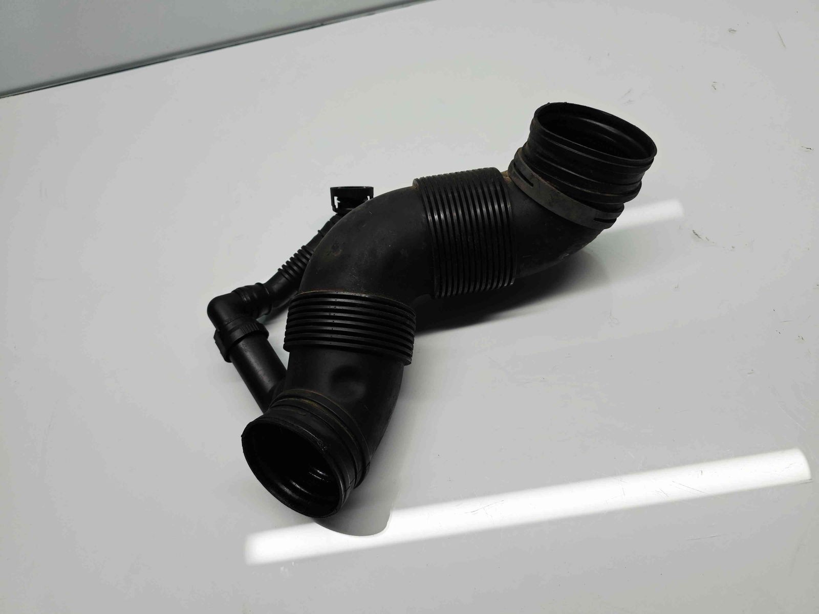 Tub admisie aer Volkswagen Passat B6 (3C2) [Fabr 2005-2010] 3C0129654M 1.9 TDI BLS 77KW / 105CP - imagine 3