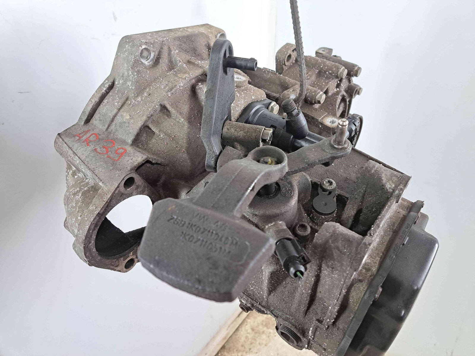 Cutie viteze manuala 5 trepte Volkswagen Passat B7 (362) [Fabr 2010-2014] 2.0 TDI CFHAKJF 81KW / 110CP - imagine 3