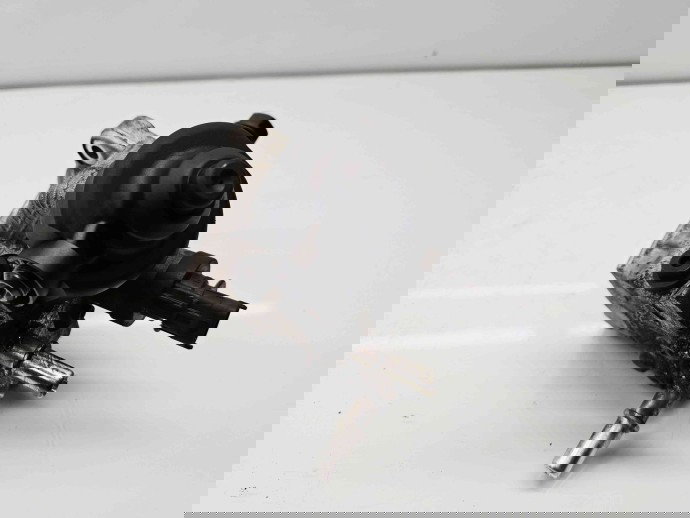 Pompa inalta presiune  Hyundai ix35 (LM) [Fabr 2010-2017] 33100-2F000 2.2 CRDi D4HB 145KW / 197CP