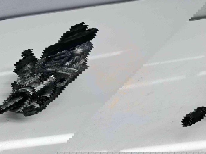 Pompa inalta presiune  Hyundai ix35 (LM) [Fabr 2010-2017] 33100-2F000 2.2 CRDi D4HB 145KW / 197CP