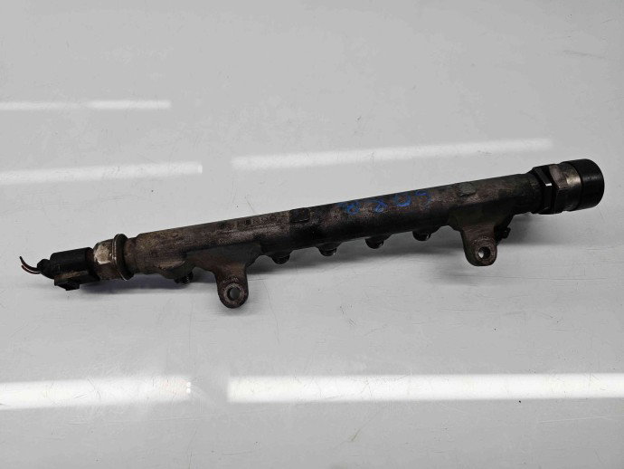 Rampa injectoare  Volkswagen Passat B6 (3C2) [Fabr 2005-2010] 03L089G 2.0 TDI CAA 75KW / 102CP