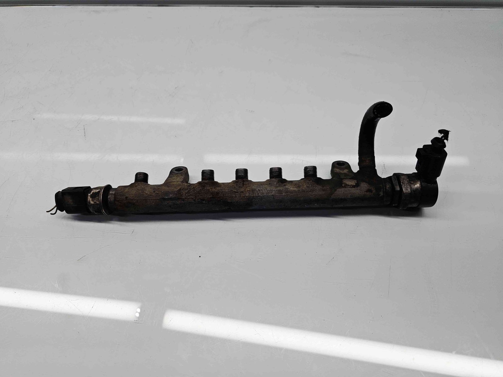 Rampa injectoare Volkswagen Passat B6 (3C2) [Fabr 2005-2010] 03L089G 2.0 TDI CAA 75KW / 102CP - imagine 5